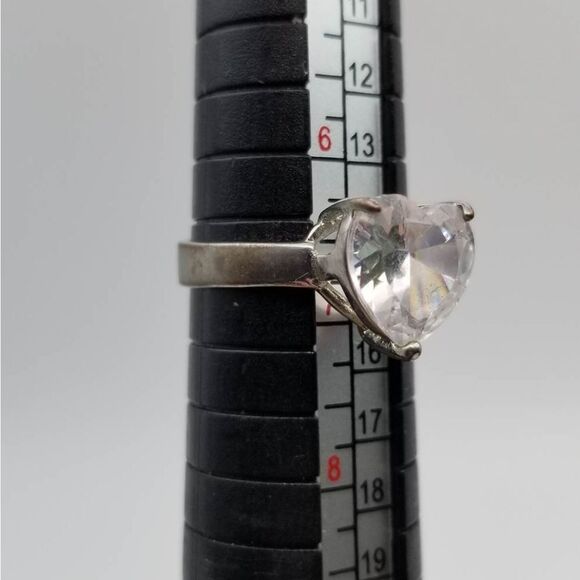 Crystal ice heart ring adjustable size band R105 - Picture 3 of 5